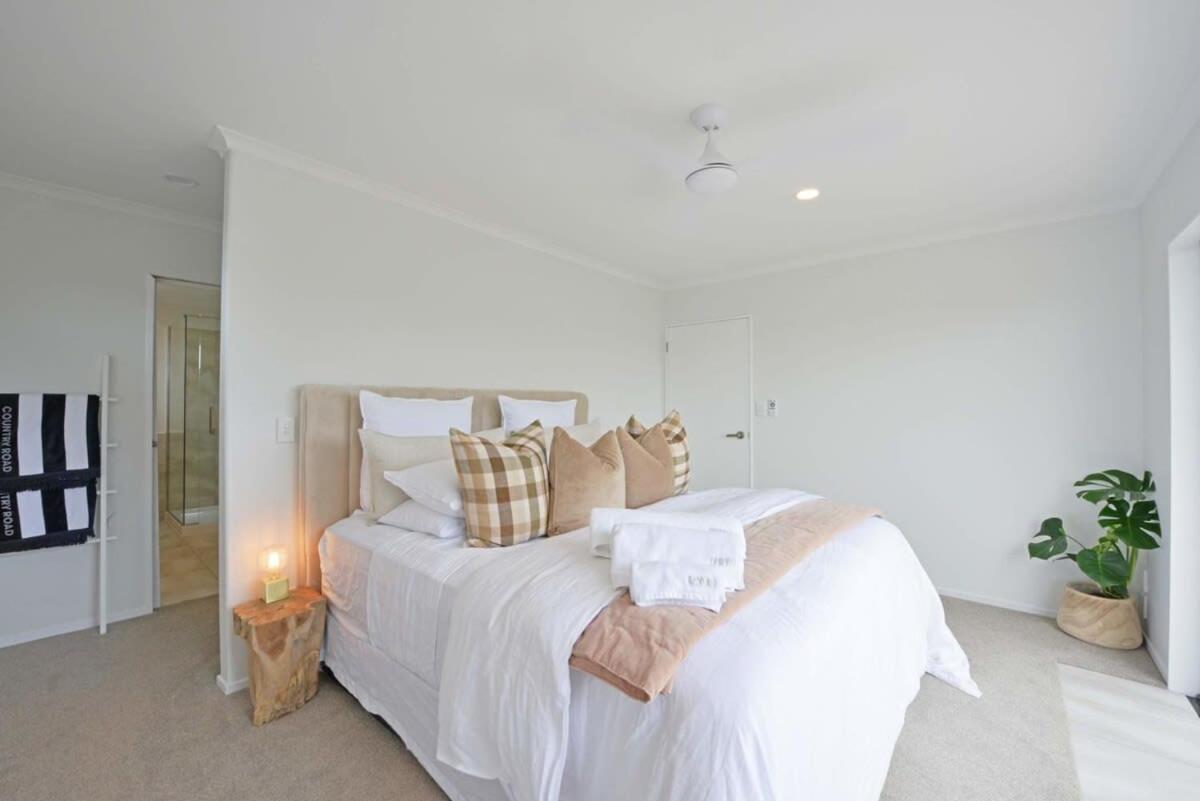 Escape To High End Comforts On Riverton Villa Mount Maunganui Buitenkant foto